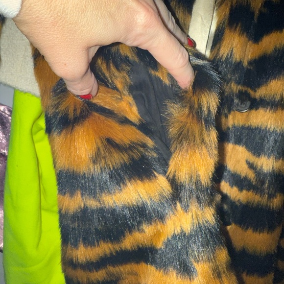 Jcrew Faux Fur Animal Print Coat - Picture 7 of 9